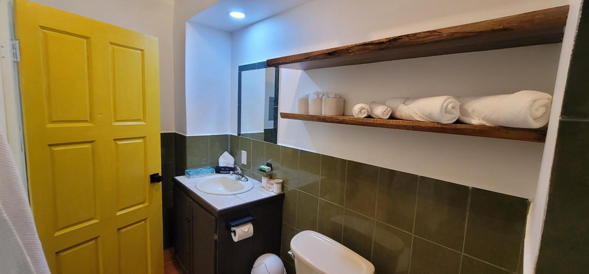 Alux House Hotel Placencia Exterior foto